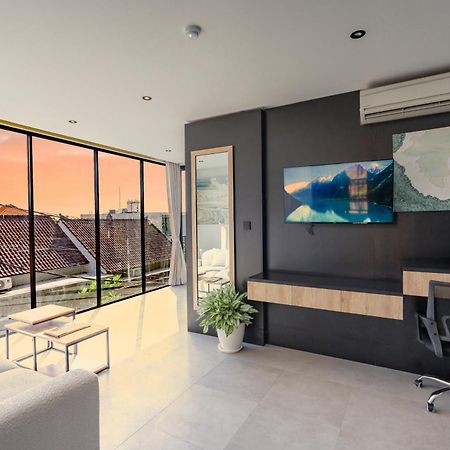 Onyx Beach Hotel Canggu  Exterior photo