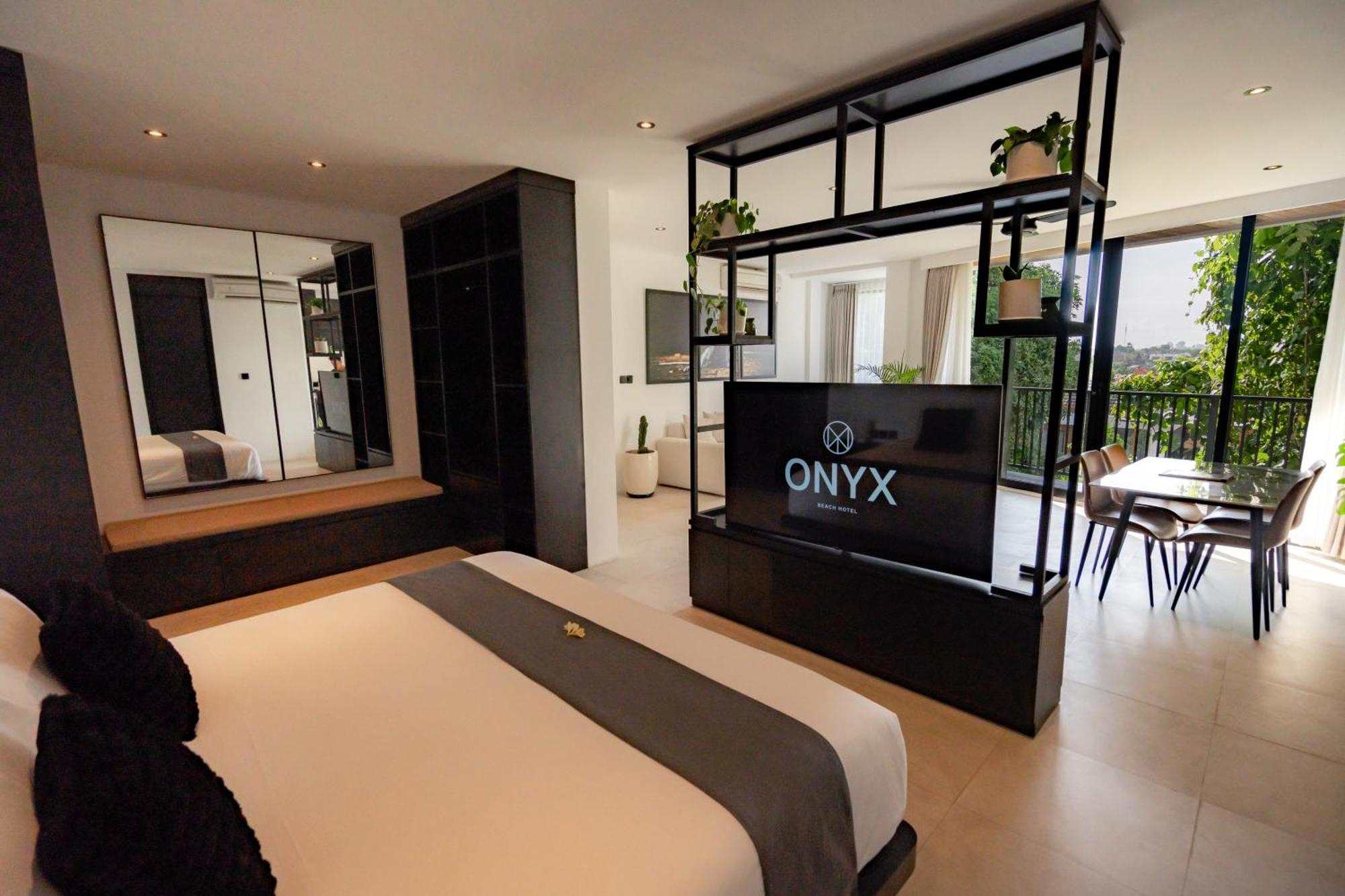 Onyx Beach Hotel Canggu  Exterior photo
