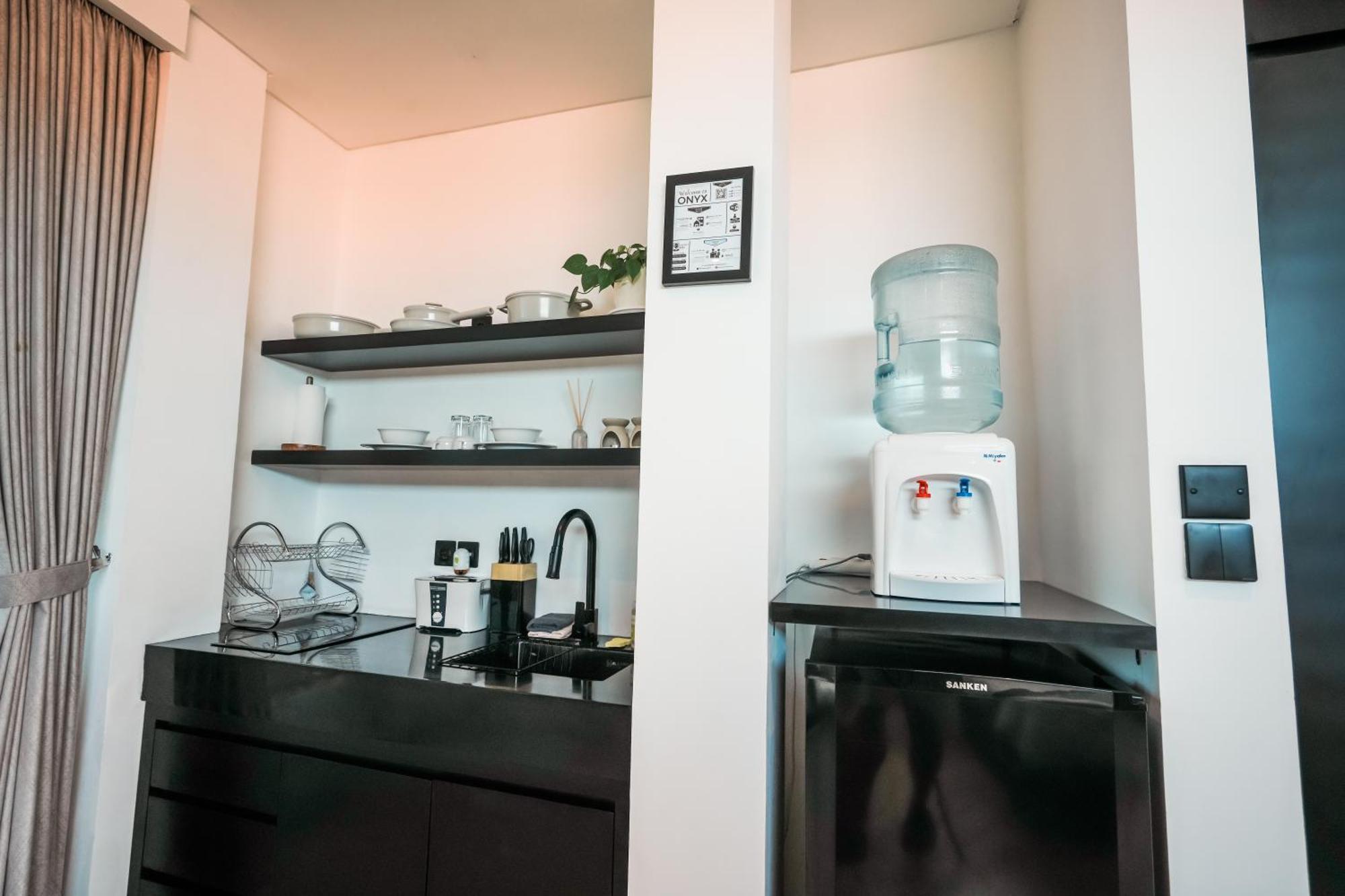Onyx Beach Hotel Canggu  Room photo